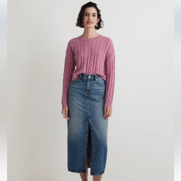 Madewell (Re)sourced Cashmere Cable-Knit Crop Sweater in Light Petunia - Picture 2 of 9